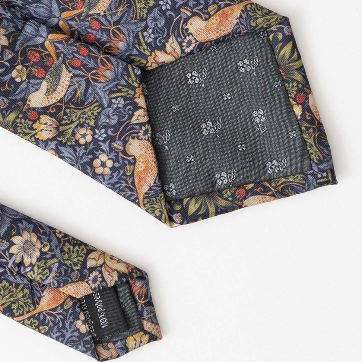 �ͥ����� �����ꥢ���ꥹ�� �ͥ��ӡ� ������ť�� �����륤���������� ���� CHILLWORK �����å���֥� ������