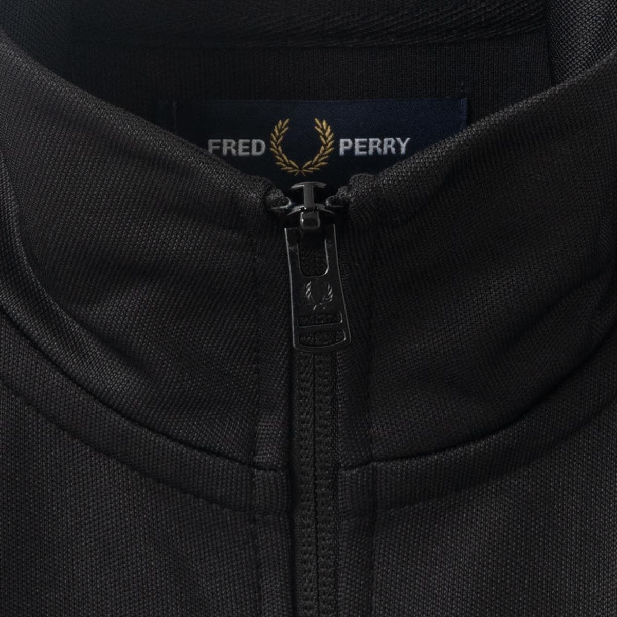 Fred Perry �ե�åɥڥ꡼ �ȥ�å����㥱�å� ���㡼�� �������꡼���ơ��� ��˥��å���