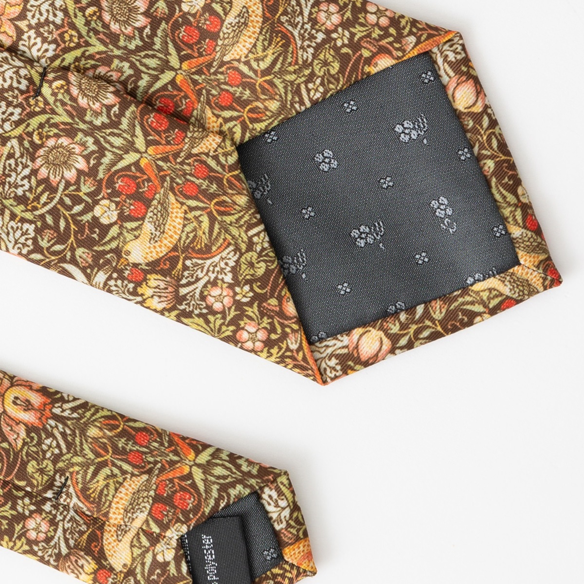 �ͥ����� �����ꥢ���ꥹ��  �֥饦�� ������ť�� �����륤���������� ���� CHILLWORK �����å���֥� ������