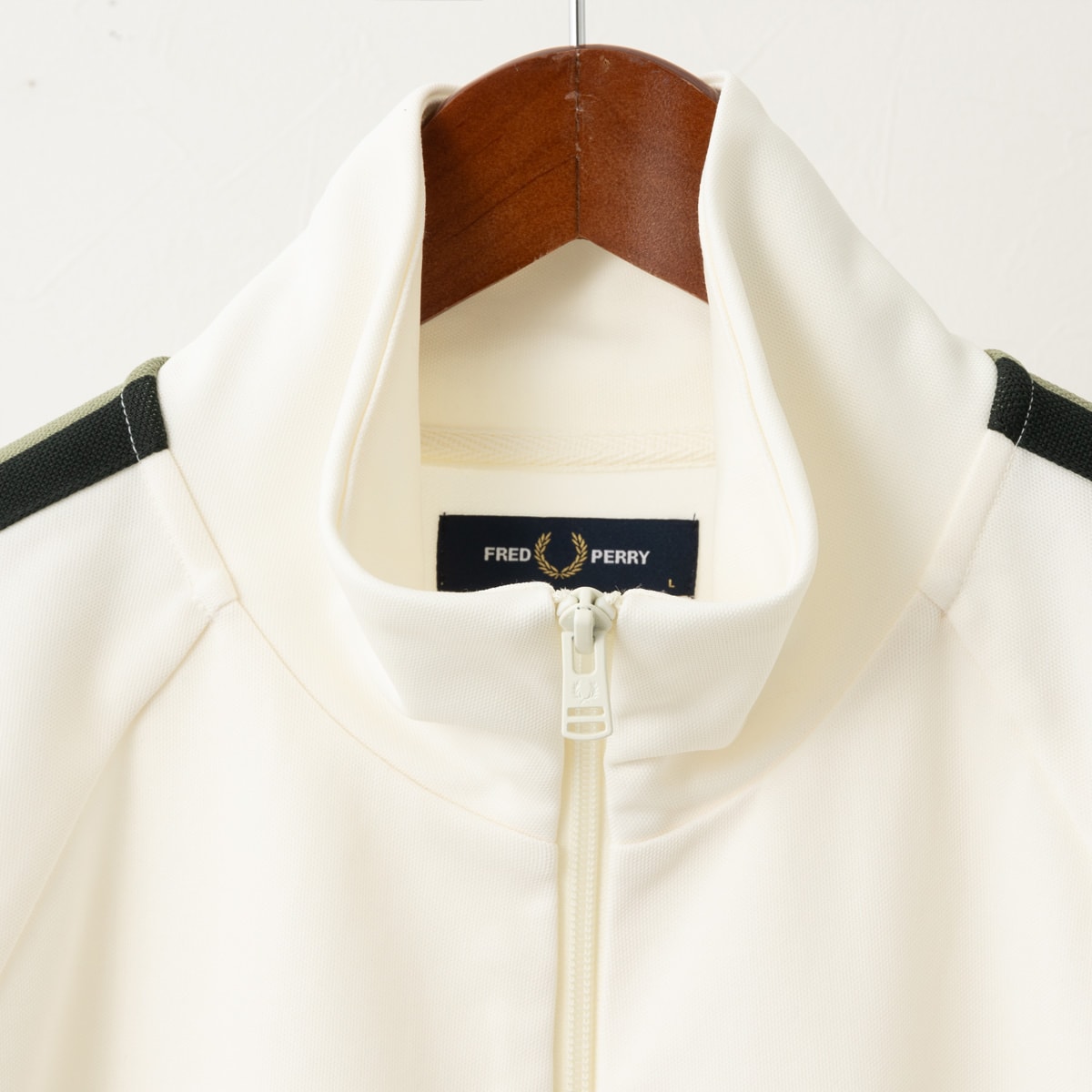 FRED PERRY フレッドペリー トラックジャケット ホワイト 服飾,トラックジャケット パーカー ジャージ,トラックジャケット
