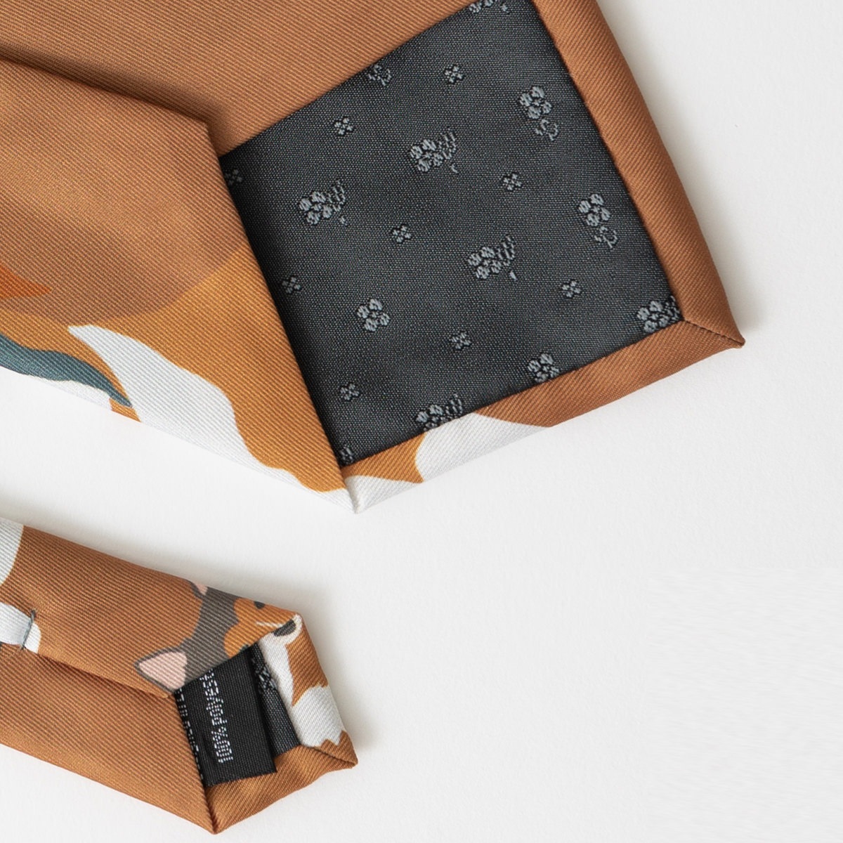 �Ȥ��ߥͥ����� �ɥå� �ǥ����� �����륤���������� ���� �֥饦�� CHILLWORK �����å���֥� ������