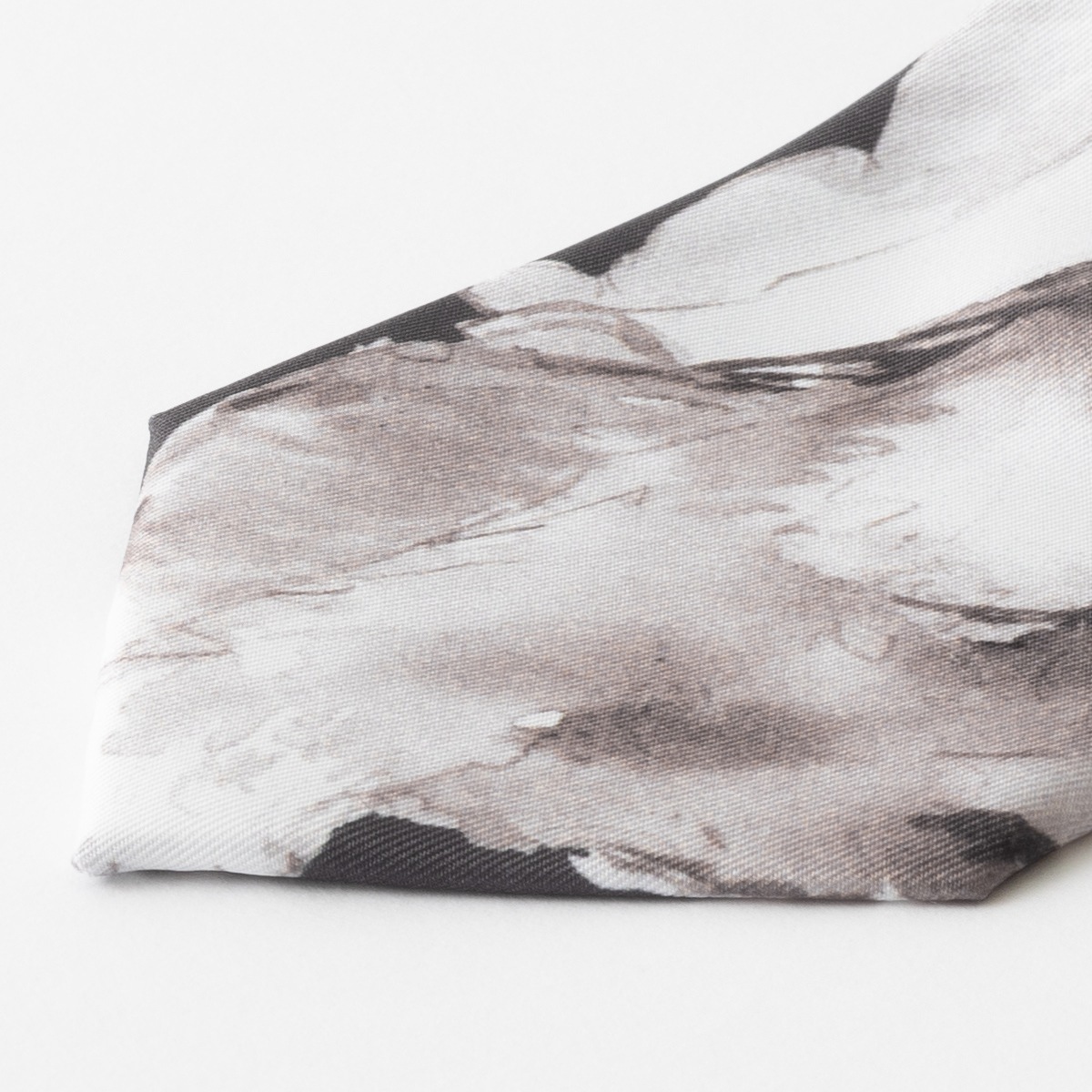 �Ȥ��ߥͥ����� �ɥå� ��Υ��� �ǥ����� �����륤���������� ���� �ۥ磻�� �֥�å� CHILLWORK �����å���֥� ������