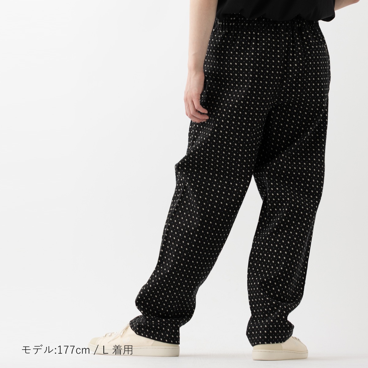 �٥󥷥㡼�ޥ� Ben Sherman ��Υץ��� �ȥ饦���� �ѥ�� �֥�å� REGULAR FIT �����Ǻ� ��˥��å���