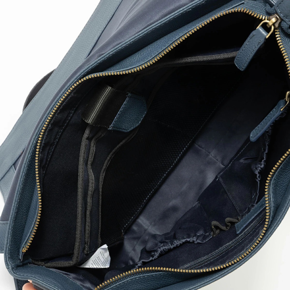 Gabicci �ѹ��� �쥶�� ��å��󥸥㡼�Хå� MADE IN UK ���������Хå� �ͥ��ӡ� ���� �쥶�� �ܳ� 