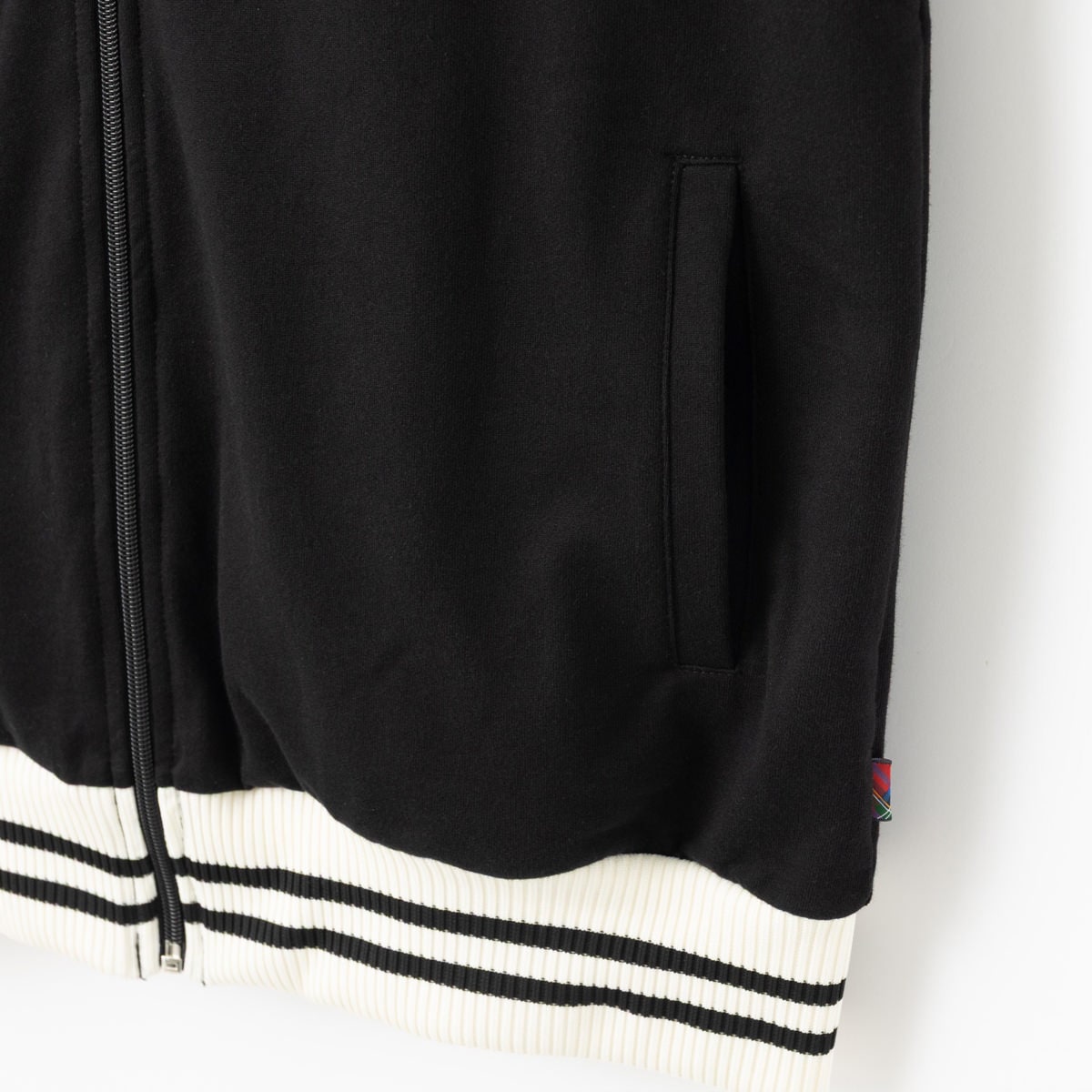 ��륯����ɥ� �������åȥȥ�å��ȥå� ���㡼�� Merc London �֥�å� �ͥ��ӡ� �饤�ȥ��㥱�å� ��˥��å���