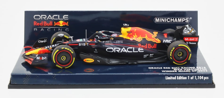 ミニチャンプス 1/43 オラクル レッドブル レーシング RB18 2022年 マイアミGP ウィナー マックス フェルスタッペン モデルカー