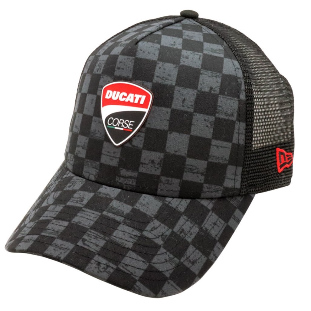 ドゥカティ DUCATI NewEra AOP チェック トラッカー ベースボール キャップ