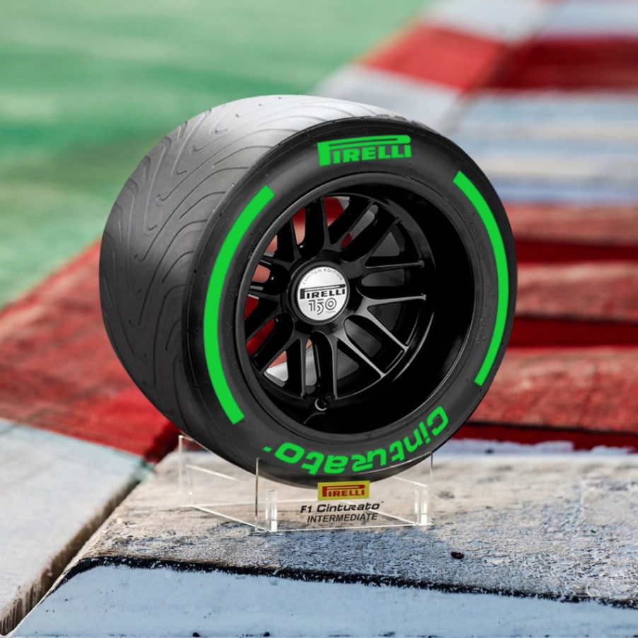 ピレリ Pirelli 150周年記念 1/2スケール 2022年仕様 ディスプレイ用 タイヤ グリーン