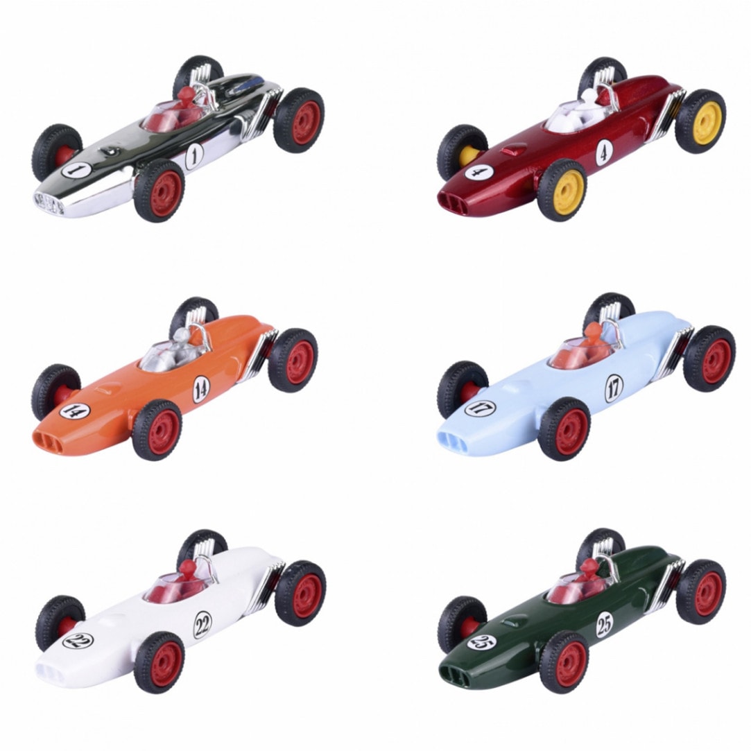 マジョレット　2018モデル・アソート・20台セット・チェイス　チャレンジャー含 モデルカー・レプリカヘルメット・アクリルケース,マジョレット