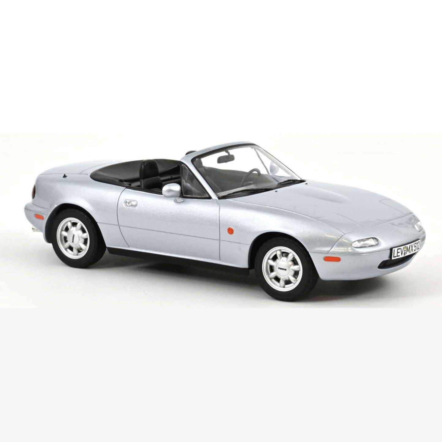 ノレブ 1/18 マツダ Mazda MX-5 1989年 シルバー