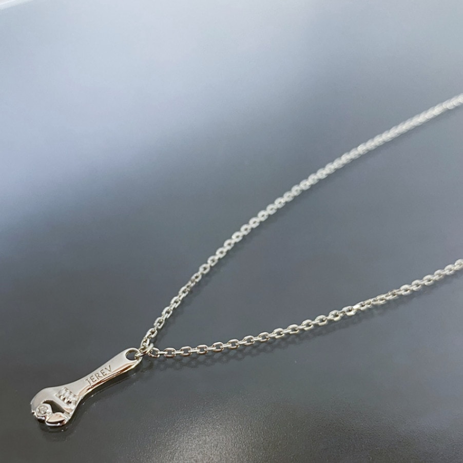【 受注生産 14~21営業日でのお届け 】JEREV モンキーレンチ ペンダントネックレス シルバー925 / キュービックジルコニア