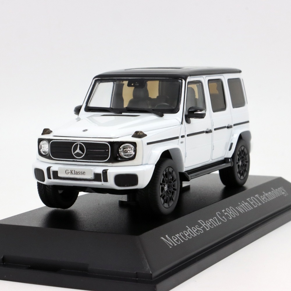 メルセデス・ベンツ特注 NOREV 1/43 G580 クラス W465 with EQテクノロジー モデルカー オパール ホワイト