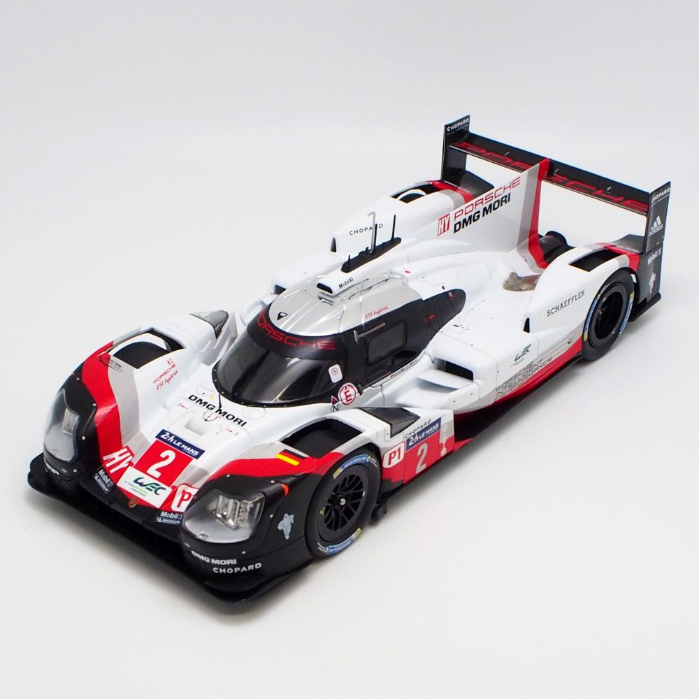 イクソ 1/18 ポルシェ チーム 919ハイブリッド #2 2017年 ル・マン24時間 ウィナー ティモ・ベルンハルト / ブレンドン・ハートレイ / アール・バンバー