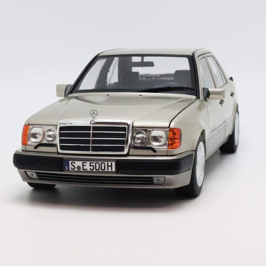 ノレブ 1/18 メルセデス ベンツ  E-CLASS 500E (W124) 1991-1993年式 スモーク シルバー メタリック ディーラー パッケージ