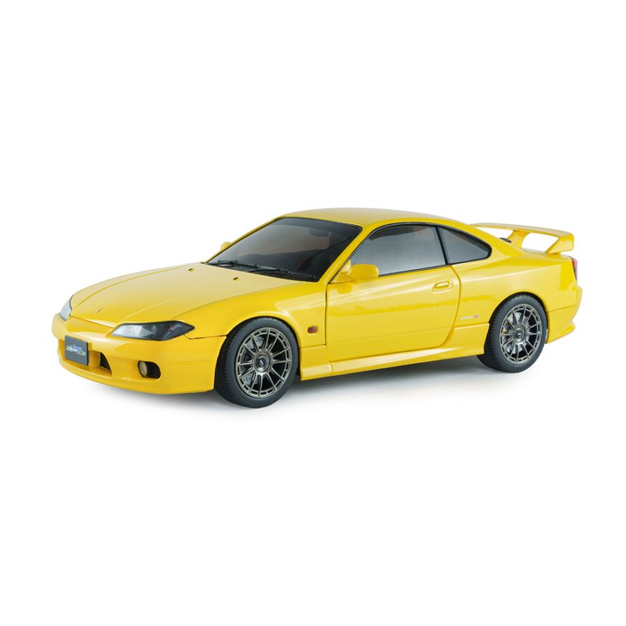 ソリド 1/18 NISSAN シルビア S15 スペック Rエアロ 1999年式 ライトニング イエロー