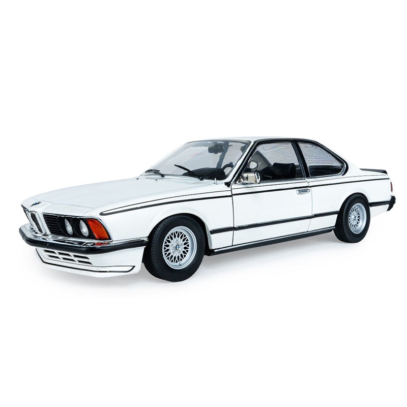 ソリド 1/18 BMW 635 CSI (E24) ヘリテージ ホワイト