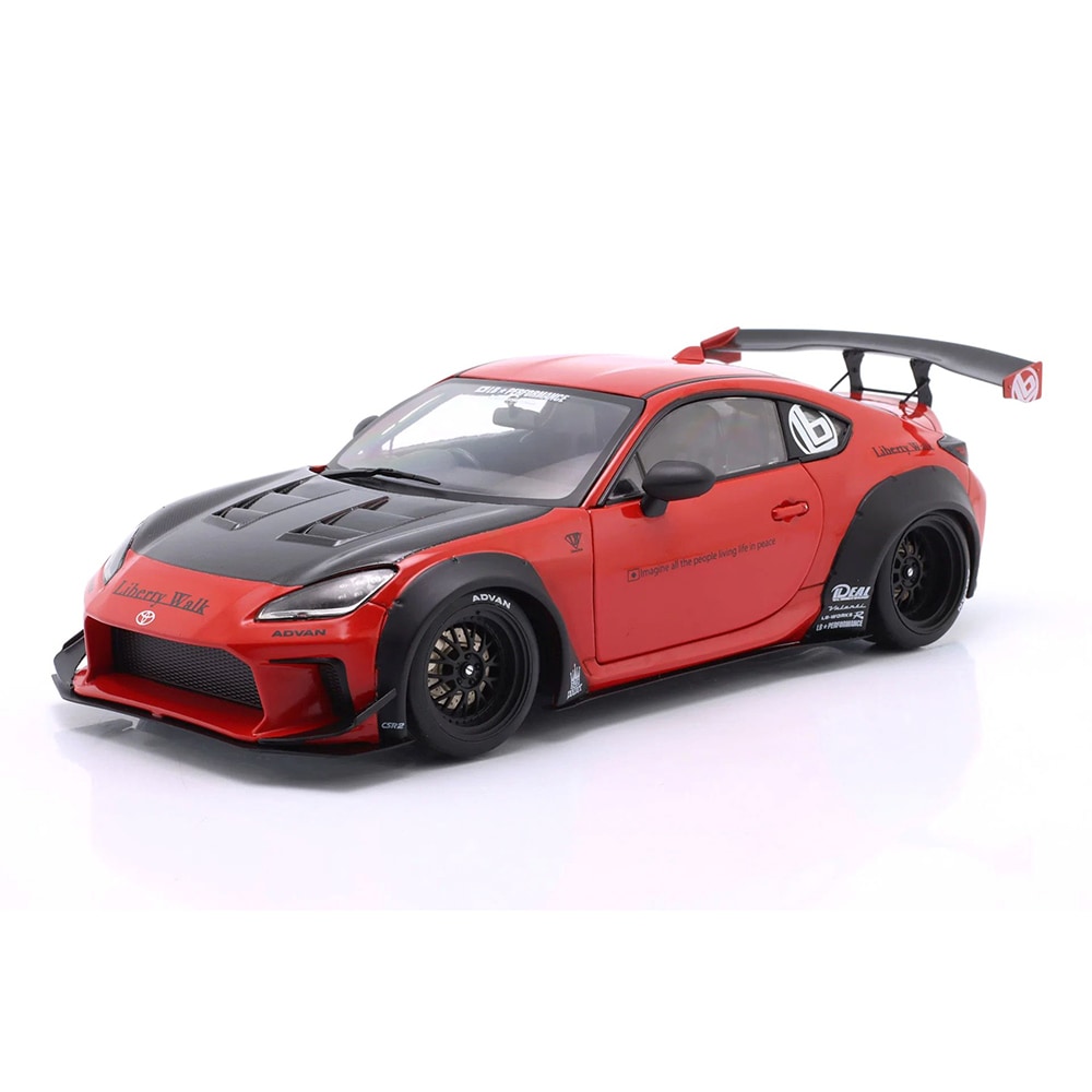 ソリド 1/18 トヨタ GR86 リバティーウォーク ボディキット 2024年式 レッド