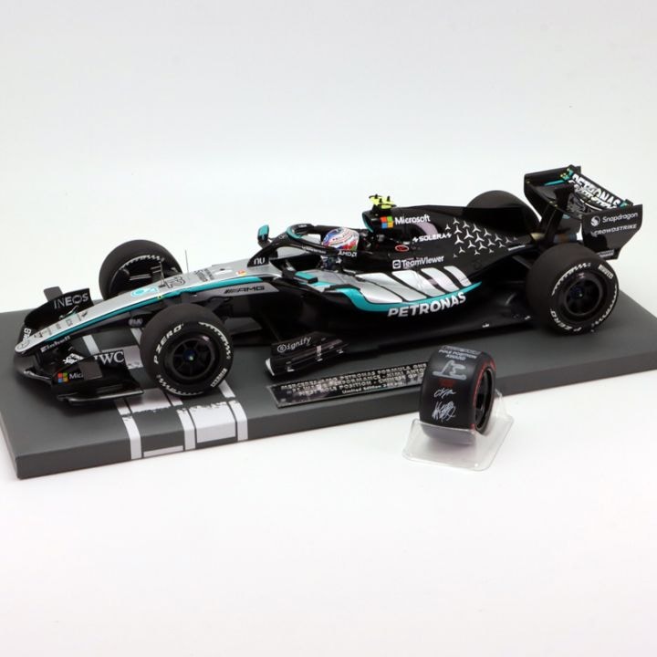 ミニチャンプス 1/18 メルセデス AMG W17 #12 キミ アントネッリ 2026年 中国GP 初ポールポジション 記念タイヤ付き