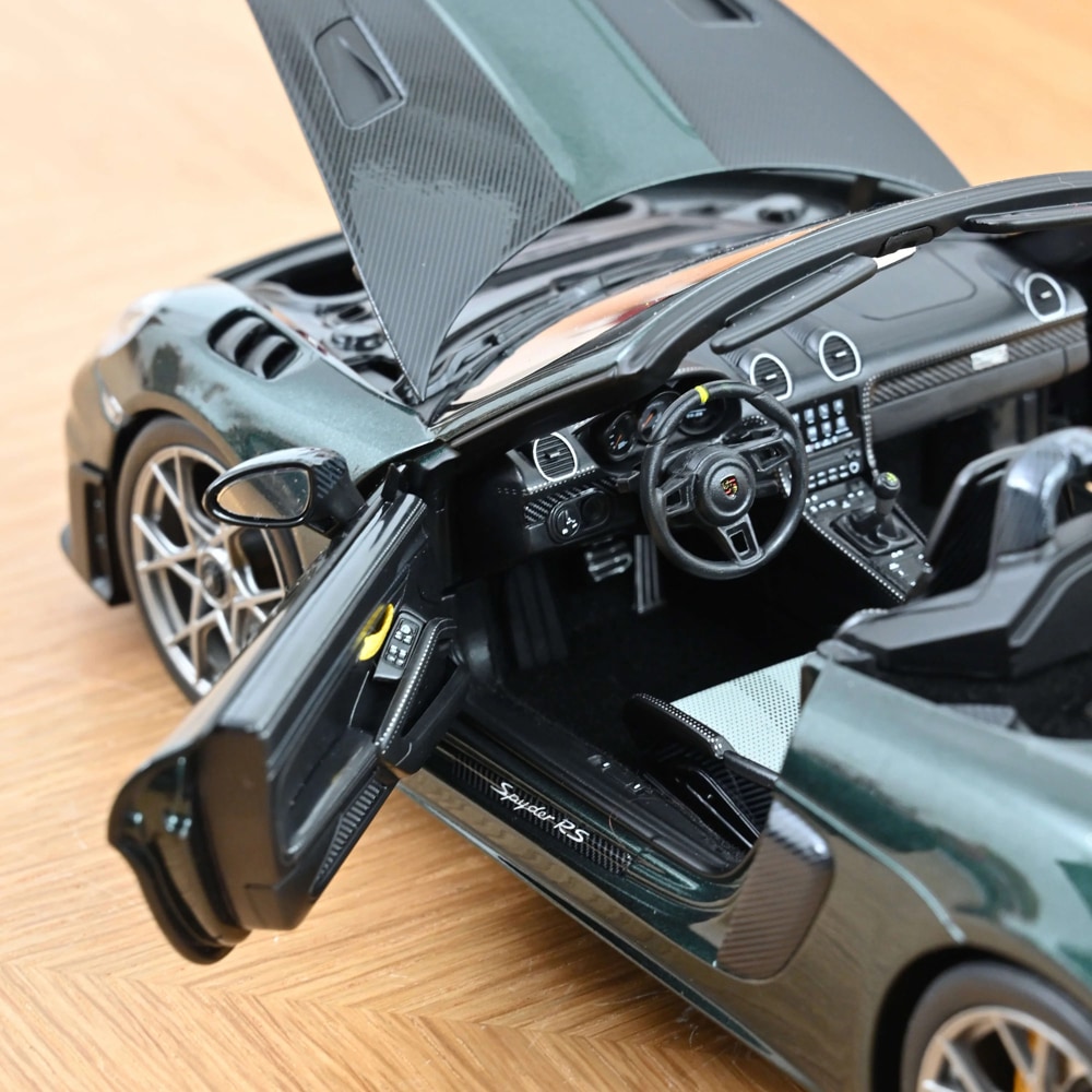 ノレブ 1/18 ポルシェ 718 スパイダー RS ヴァイザッハ パッケージ