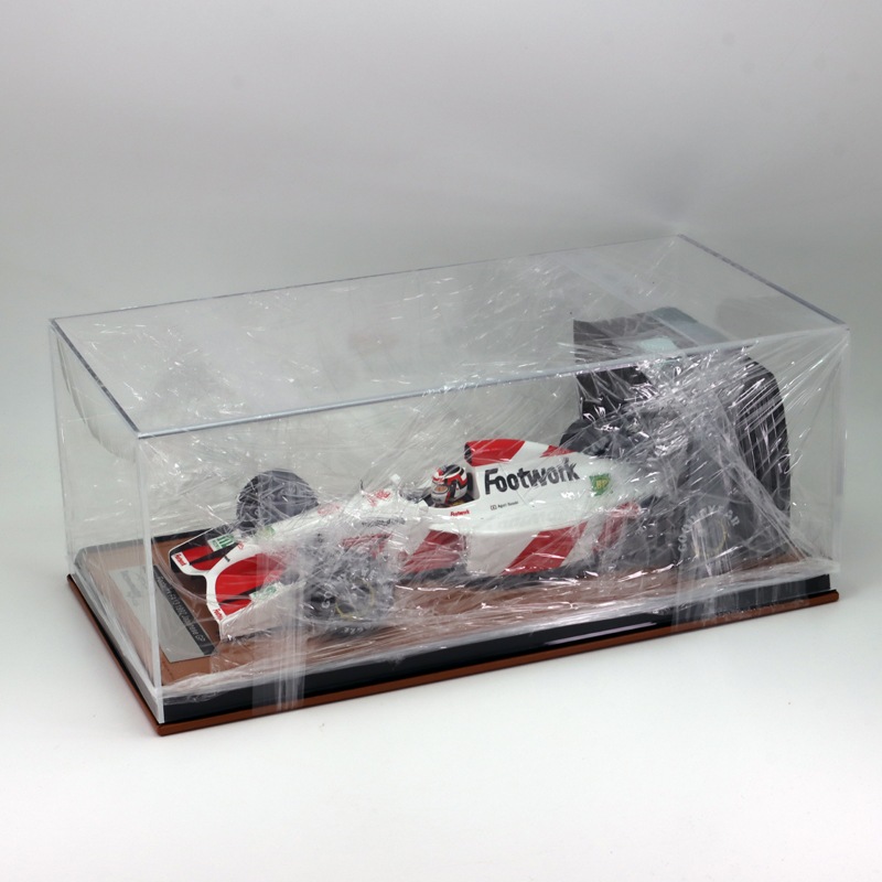 テクノモデル 1/18 フットワーク FA13 #10 鈴木亜久里 1992年 日本GP
