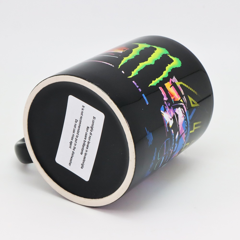 マロ バレンティーノ ロッシ VR46 BMW M4 モンスターエナジー