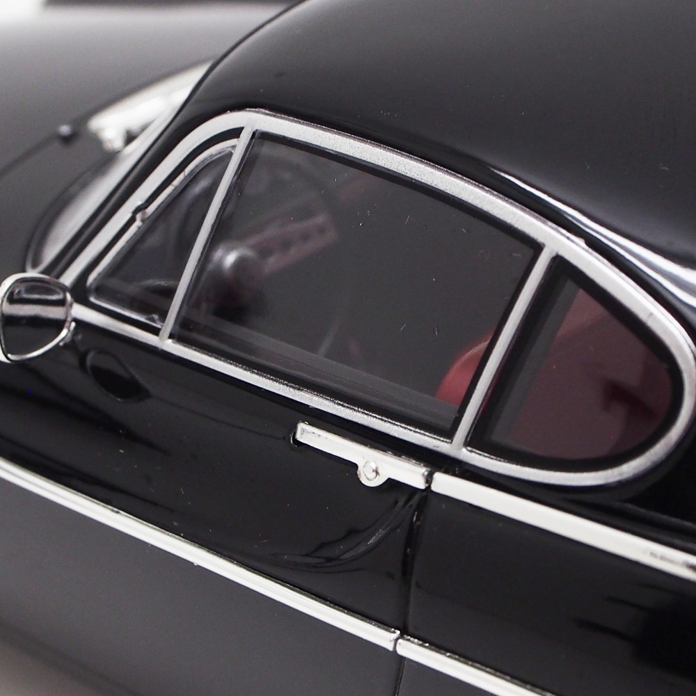 ノレブ 1/18 ボルボ Volvo 1800 S 1967年 ブラック | 1/18 | CLUB WINNER'S