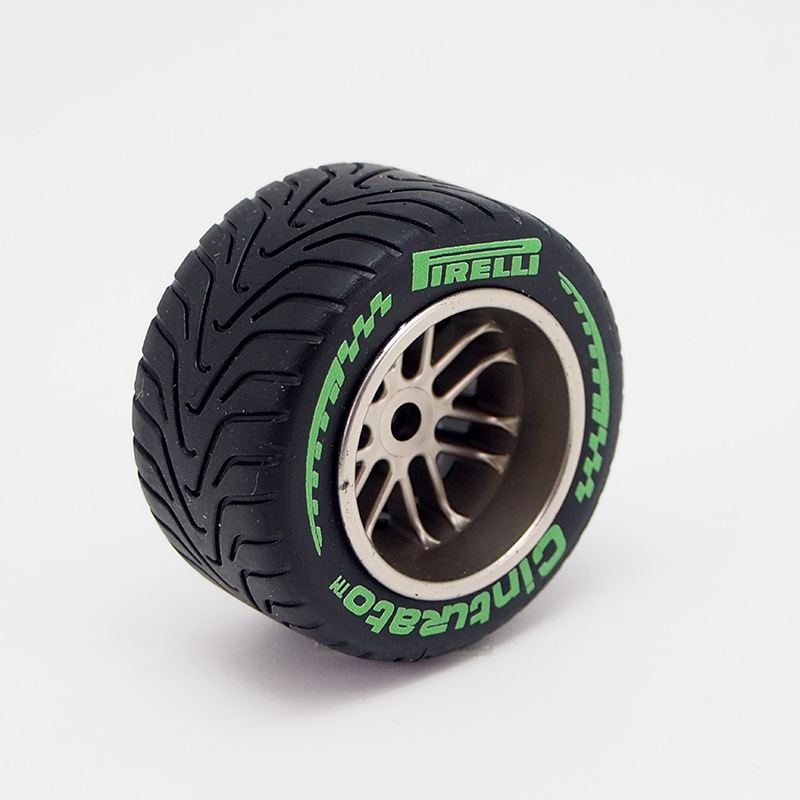 2026 ピレリ タイヤ コンパウンド マグネット With ホイール | PIRELLI
