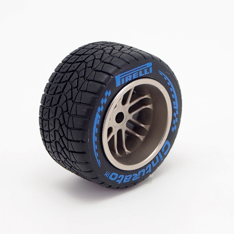 2026 ピレリ タイヤ コンパウンド マグネット With ホイール | PIRELLI