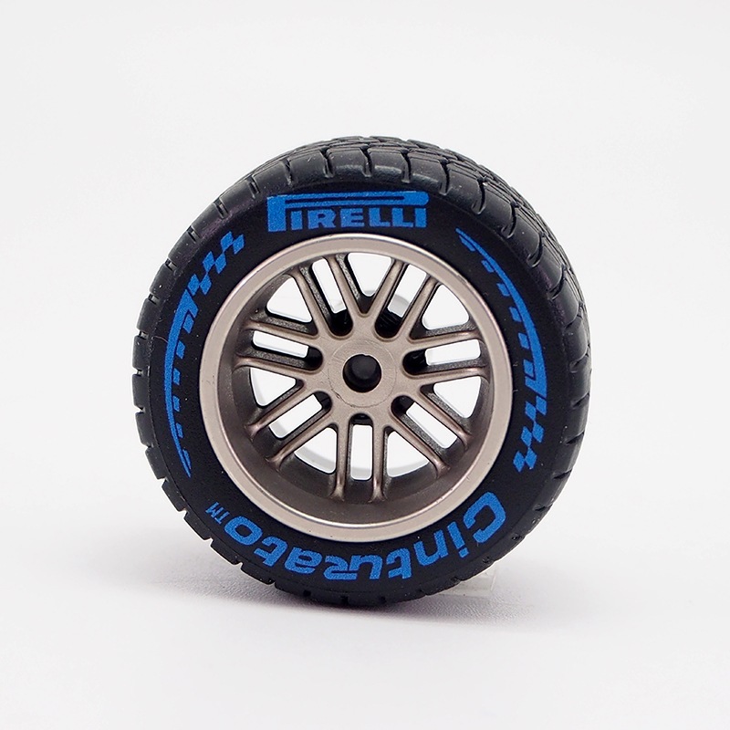 2026 ピレリ タイヤ コンパウンド マグネット With ホイール | PIRELLI