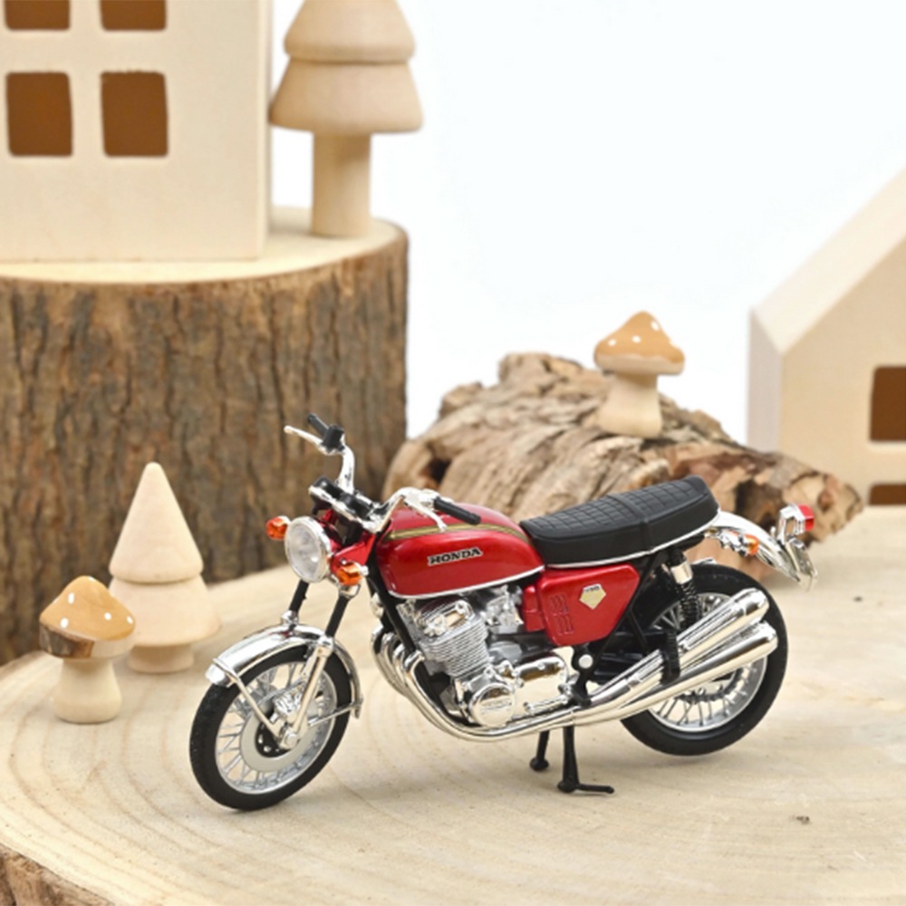 ノレブ 1/18 ホンダ CB750 1969年型 メタリックレッド | MotoGP