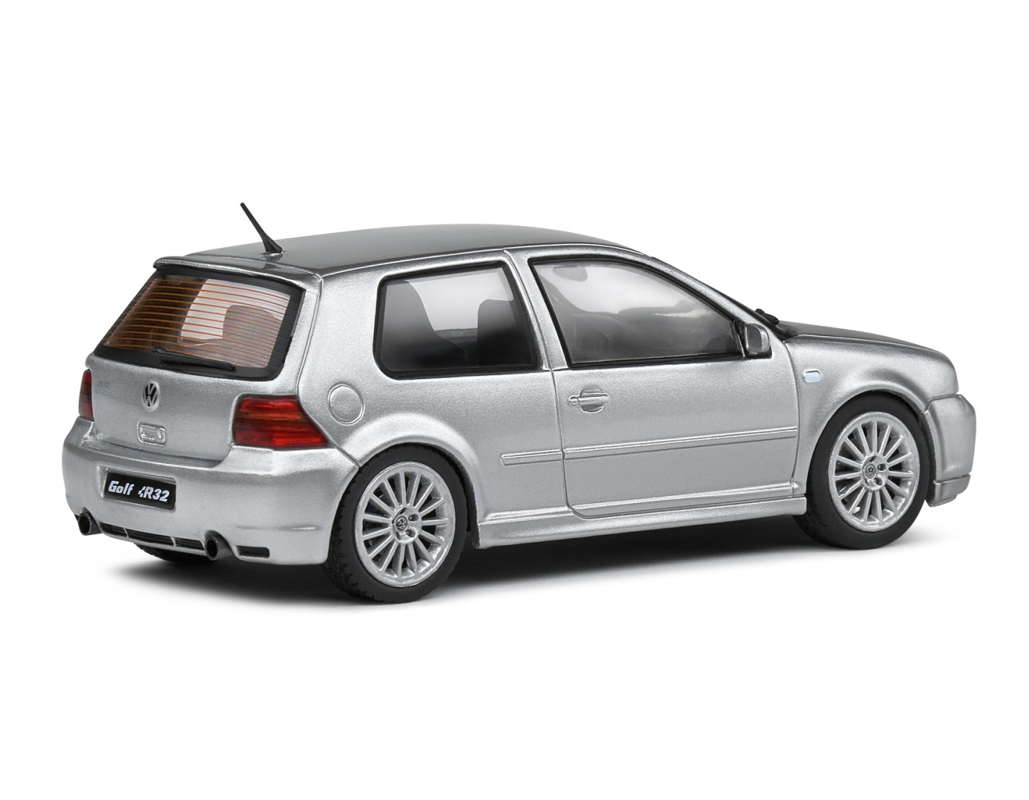 ソリド 1/43 フォルクスワーゲン VW Golf R32 2003年 シルバー | 1/43