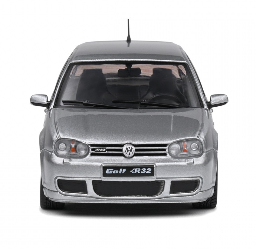 ソリド 1/43 フォルクスワーゲン VW Golf R32 2003年 シルバー | 1/43