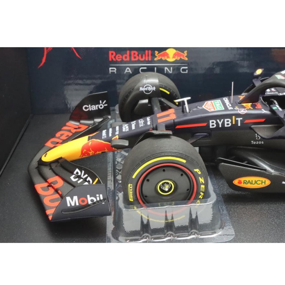 ほぼ新品 1/18 ミニチャンプス RB18 2022 モナコGP ほぼ新品 1/18 ミニチャンプス RB18 2022 モナコGP
