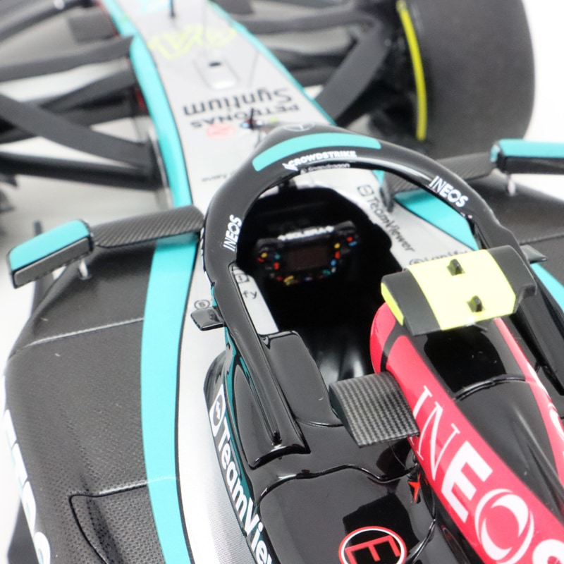 ミニチャンプス 1/18 メルセデス AMG W15 #44 ルイス ハミルトン 2024