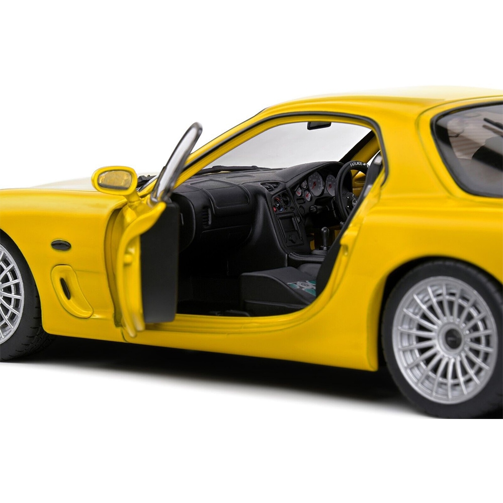 ソリド 1/18 マツダ RX-7 FD3S 1994年式 モデルカー イエロー | 1/18