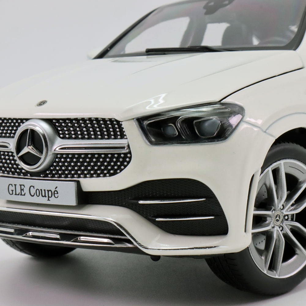 iScale 1/18 メルセデス ベンツ GLE クーペ C167 デザイン