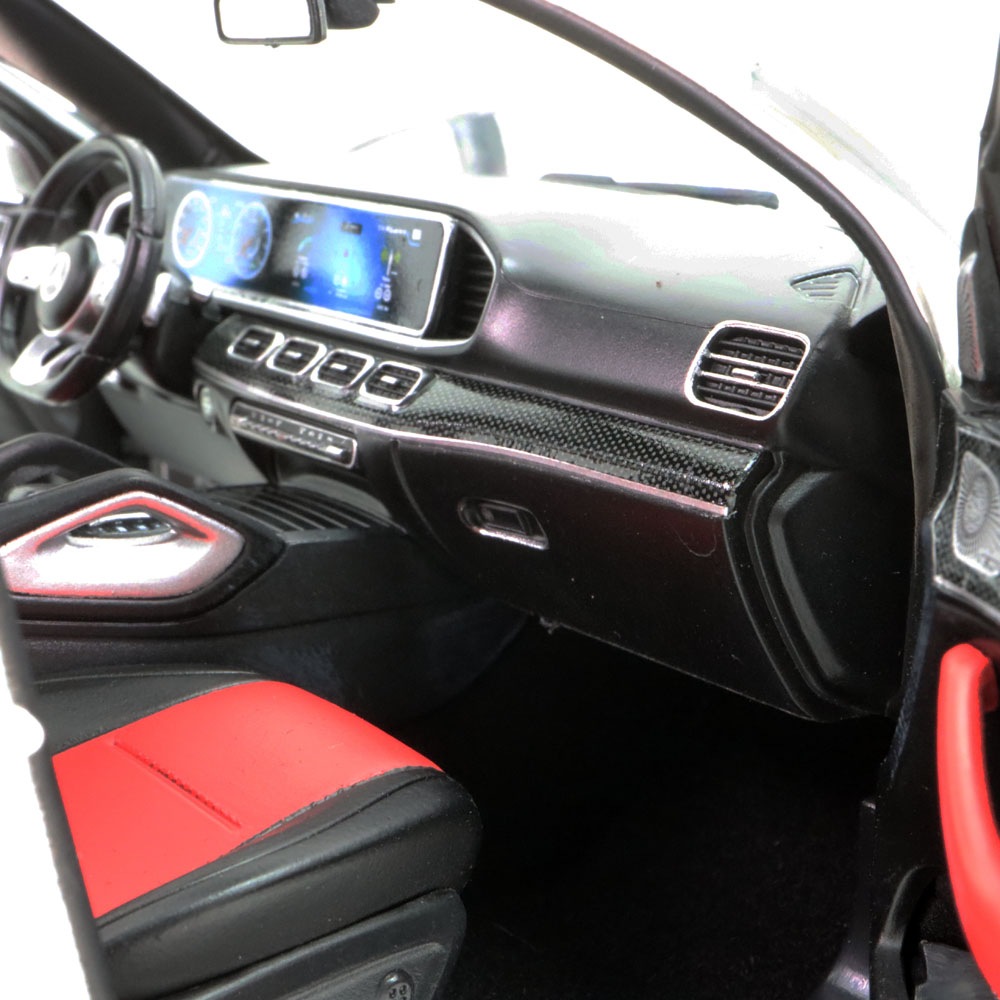 iScale 1/18 メルセデス ベンツ GLE クーペ C167 デザイン