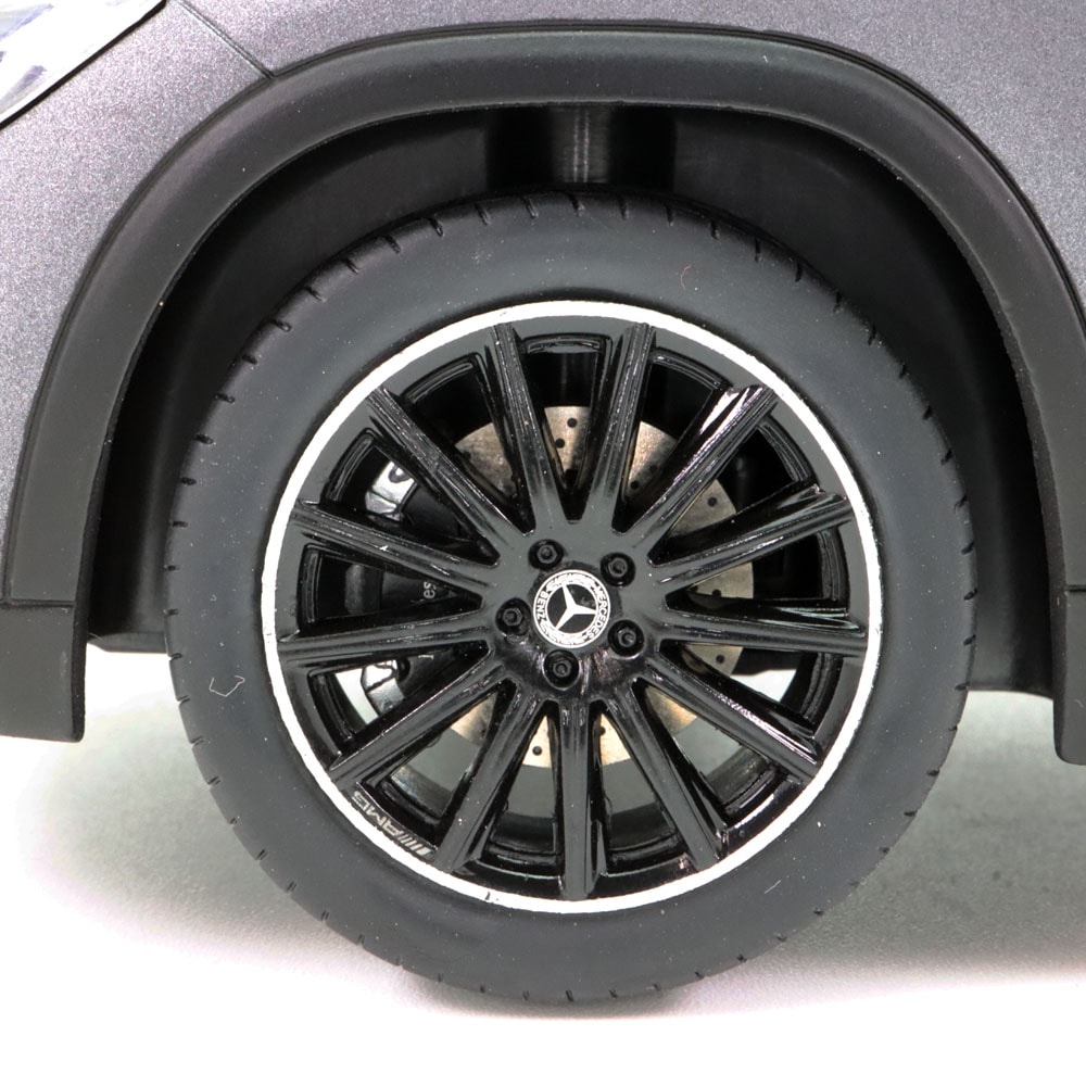 303-012 Z Models 1/18 メルセデスベンツ GLA グレー Z-Models 1/18 メルセデス ベンツ GLA クラス H247 2020年式