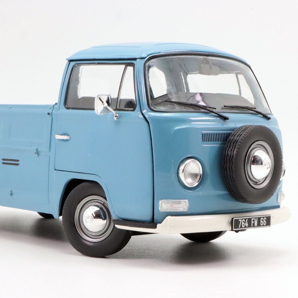 ソリド 1/18 フォルクスワーゲン VW T2 ピックアップ 1968年 ブルー