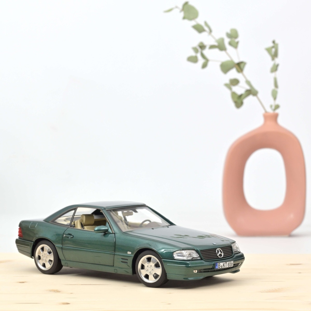 NOREV ノレブ メルセデス・ベンツ SL 500 1/18 ノレブ 1/18 メルセデス ベンツ SL 500 1999年 メタリック グリーン
