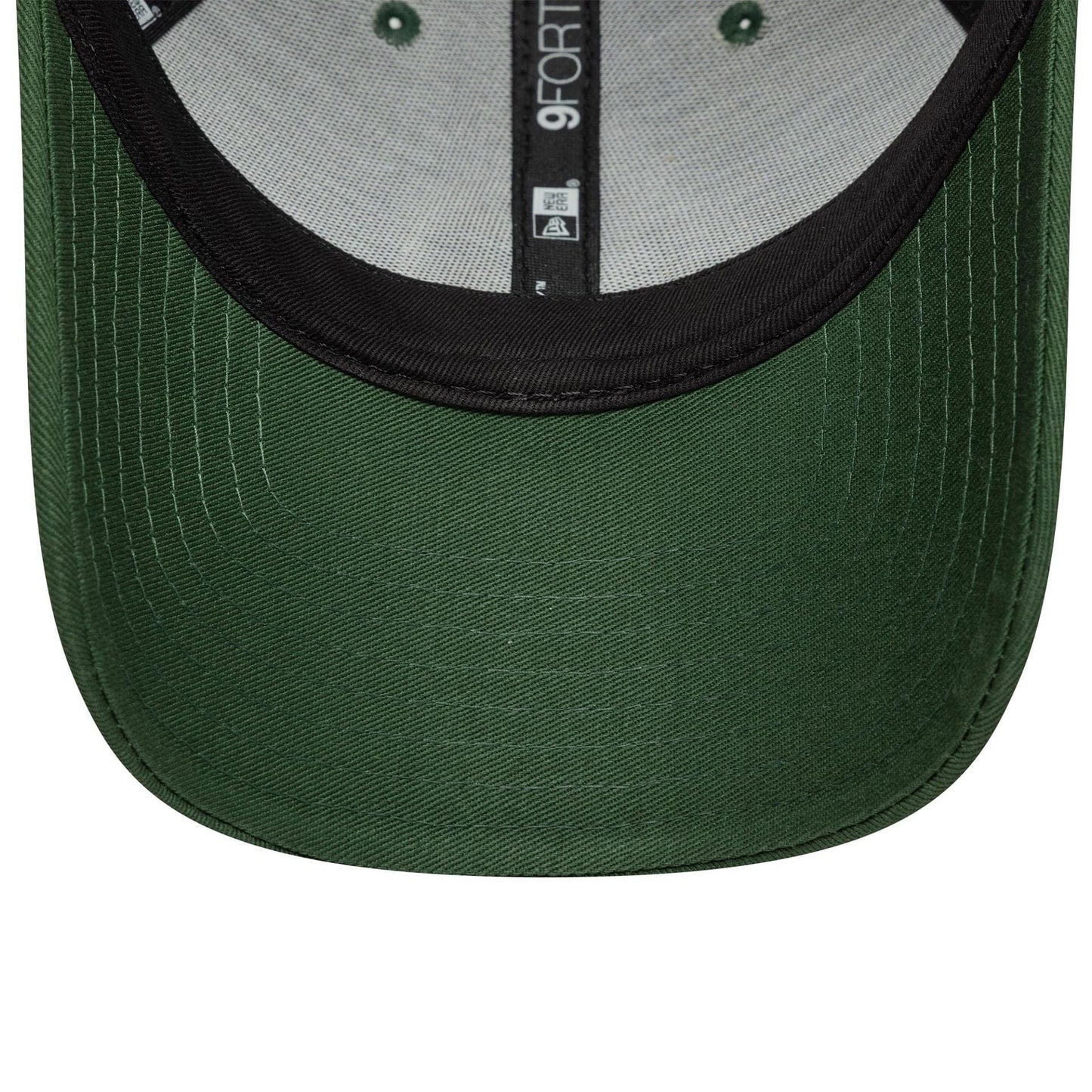 2026 ベスパ NewEra 9FORTY エッセンシャル ベースボール キャップ