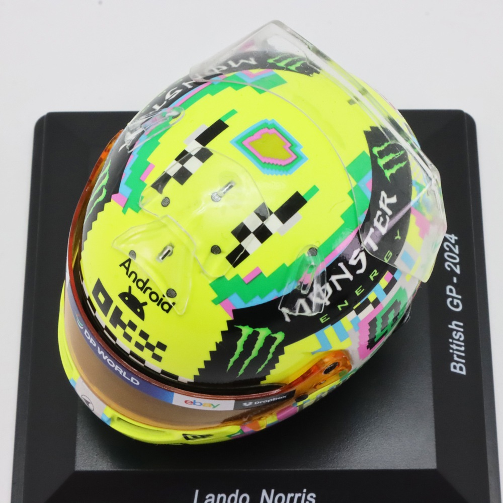 1/2ヘルメット マクラーレン F1 ランド・ノリス 2024年 イギリスGP マクラーレン F1 チーム ランド・ノリス シルバーストーン 2024 1:5