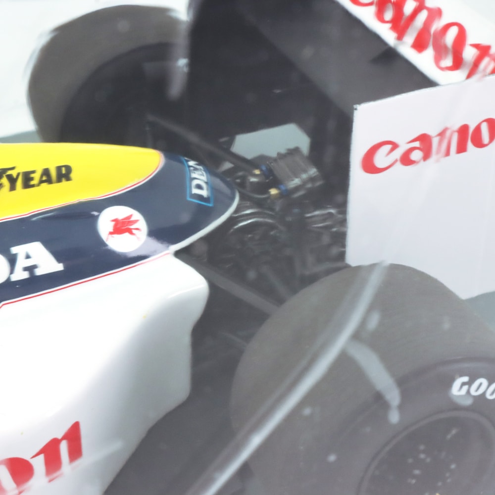 スパーク 1/18 ウィリアムズ FW11 #5 ナイジェル マンセル 1986