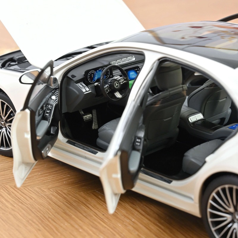 ノレブ 1/18 メルセデス ベンツ Sクラス AMG Line 2021年 ホワイト | 1