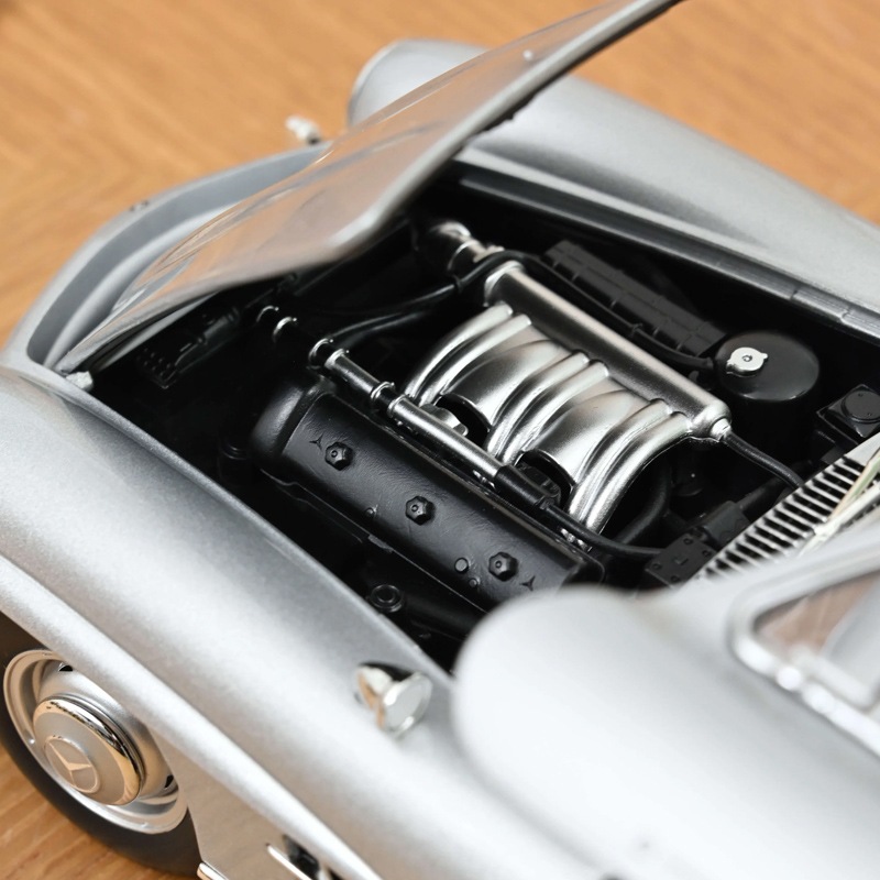 304-061 ノレブ 1/18 メルセデスベンツ 300 SL 1954 ノレブ 1/18 メルセデス ベンツ 300SL 1954年 シルバー | 1/18 | 公式
