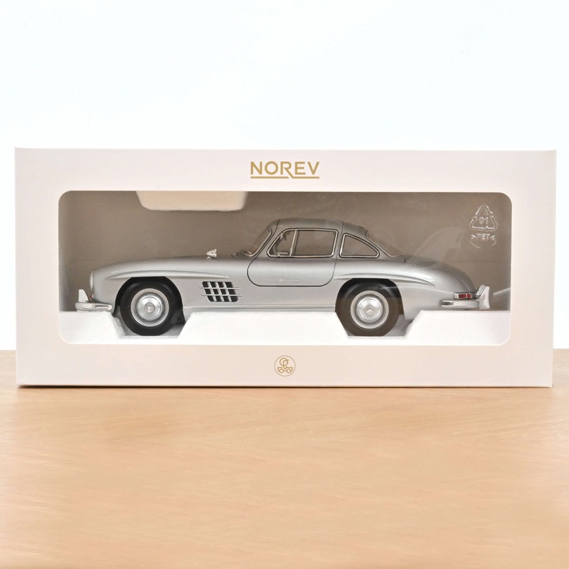 ノレブ 1/18 メルセデス ベンツ 300SL 1954年 シルバー | 1/18 | 公式