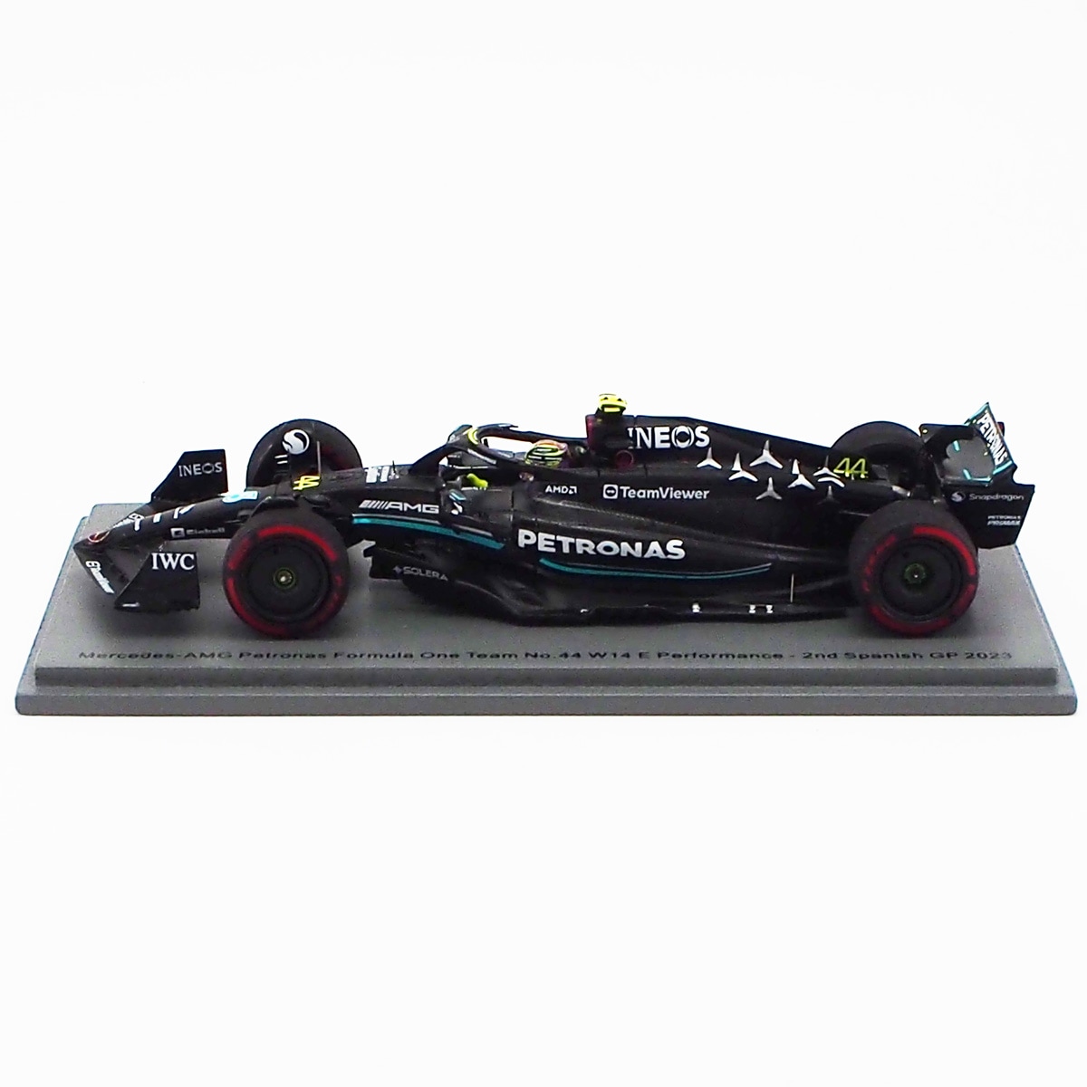 スパーク 1/43 メルセデス AMG ペトロナス W14 E パフォーマンス 2023