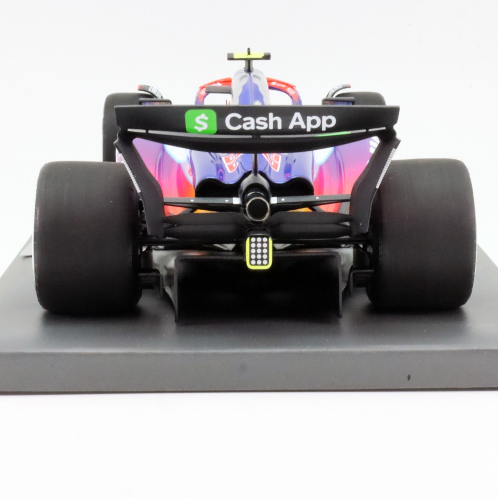 ミニチャンプス 1/18 ビザ キャッシュ RB F1 チーム VCARB01 角田 裕毅