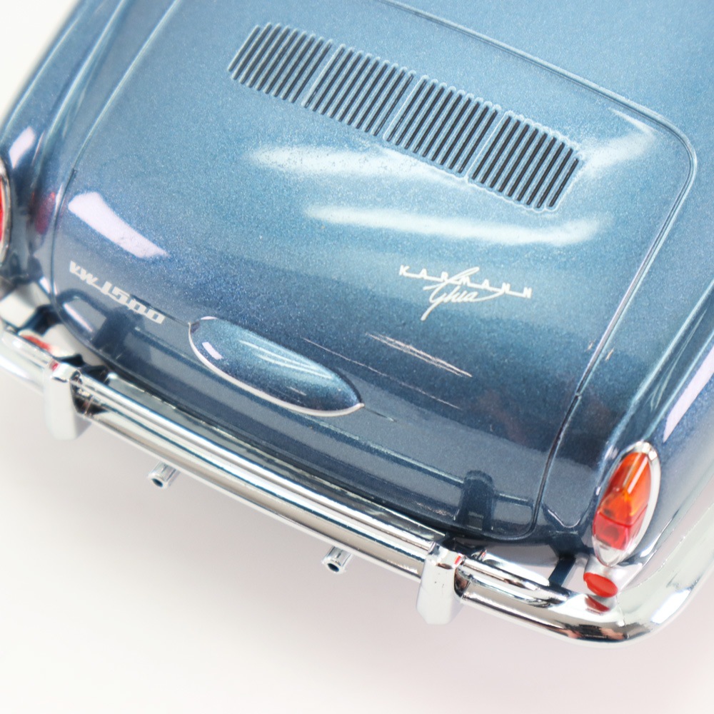 1/18 VW 1600 TL・1970 ミニチャンプス VOLKSWAGEN 1600 TL 1970 MINICHAMPS 1/18 - YouTube