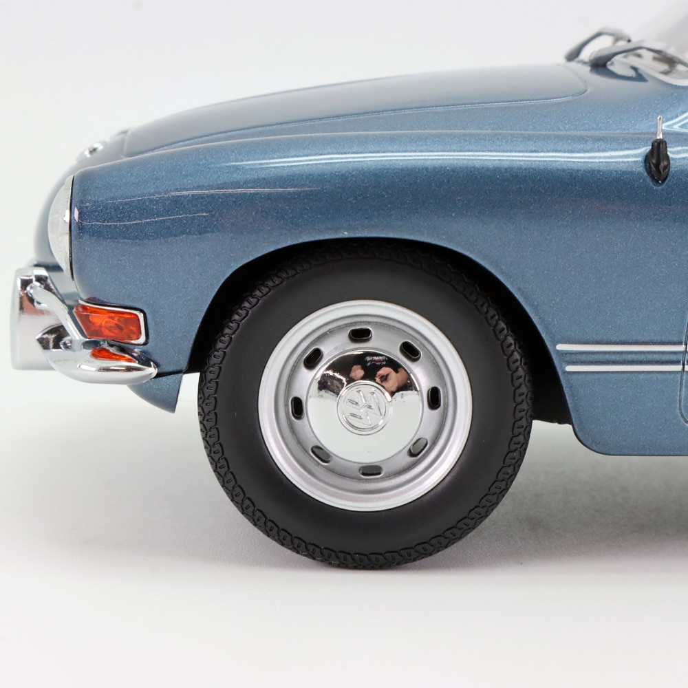 ミニチャンプス　ミニカー　カルマンギア 楽天市場】マキシチャンプス 1/43 フォルクスワーゲン カルマン